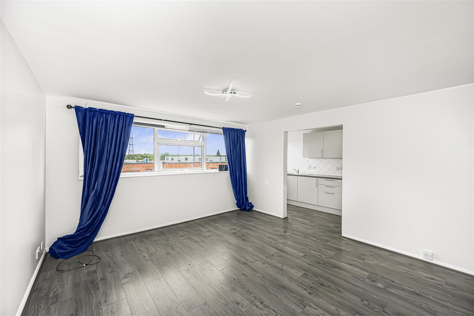 Property Image bc45b6f5-ed14-40b8-a536-3d25f39935eb
