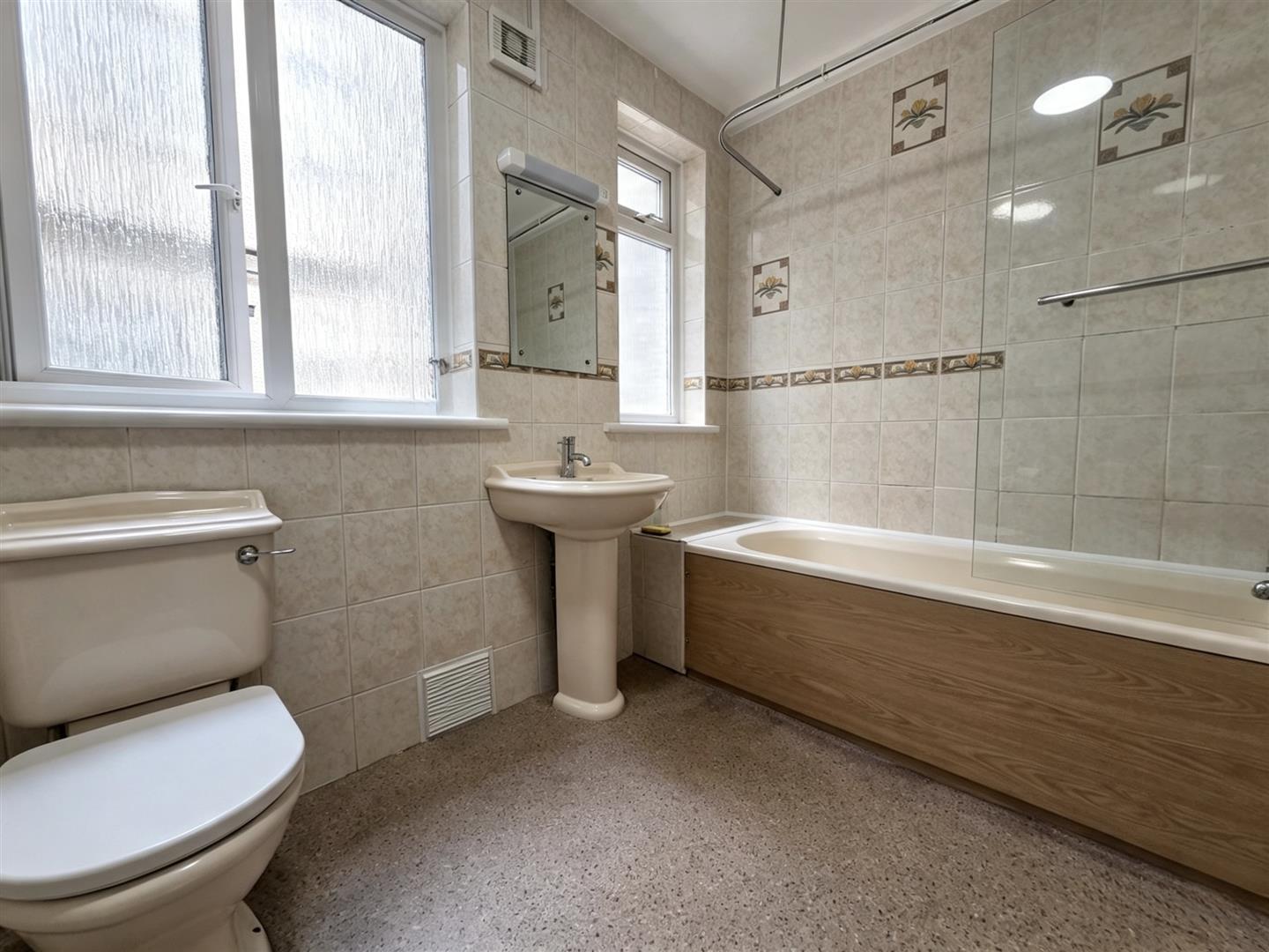 Property Image bc45ebc5-303b-4f56-a851-eaa8c2d2b6c5