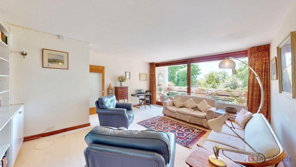 Property Image bc493086-a228-489a-af43-d684938f17ab