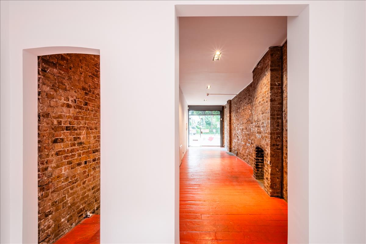Property Image bc530583-2c4a-4149-b73a-02476d943612