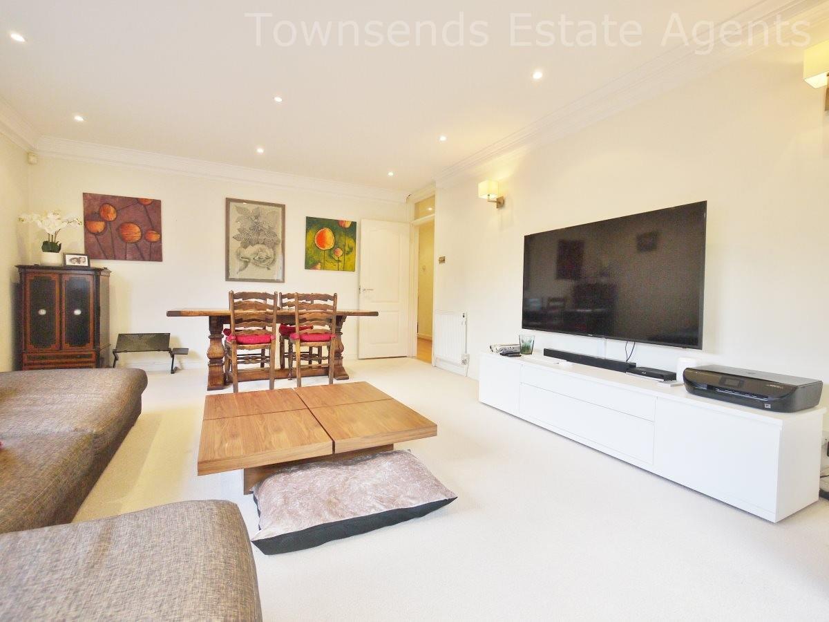 Property Image bc58a8b0-0463-48e6-83e3-cbb570c79259