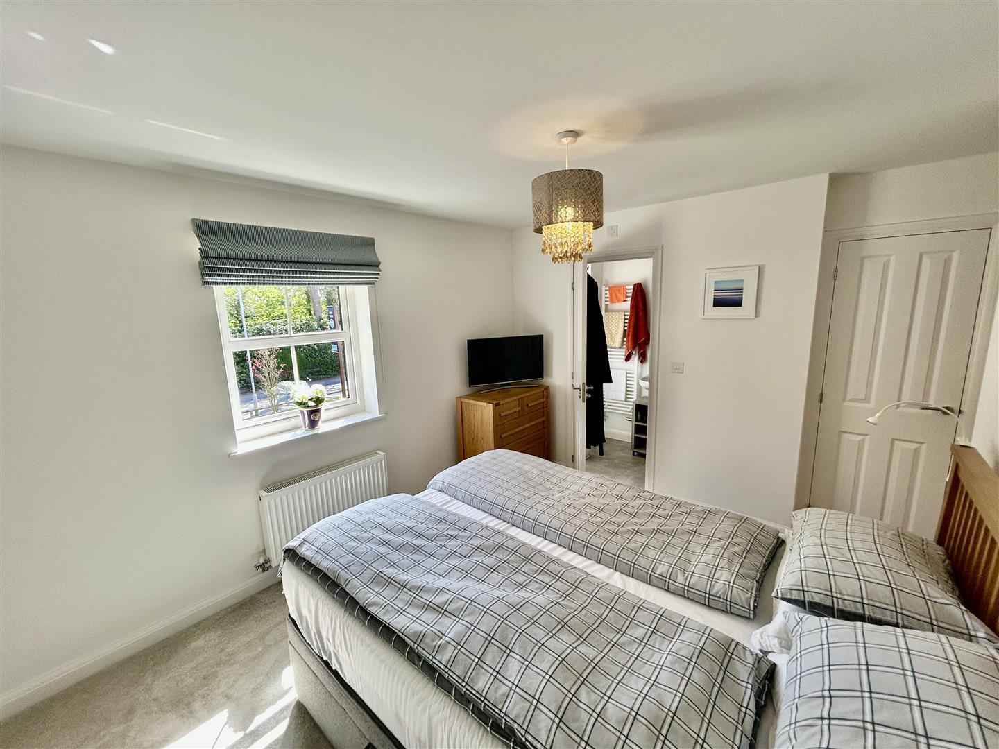 Property Image bc628fd3-bc4e-4580-8b82-1b86b84f65bf