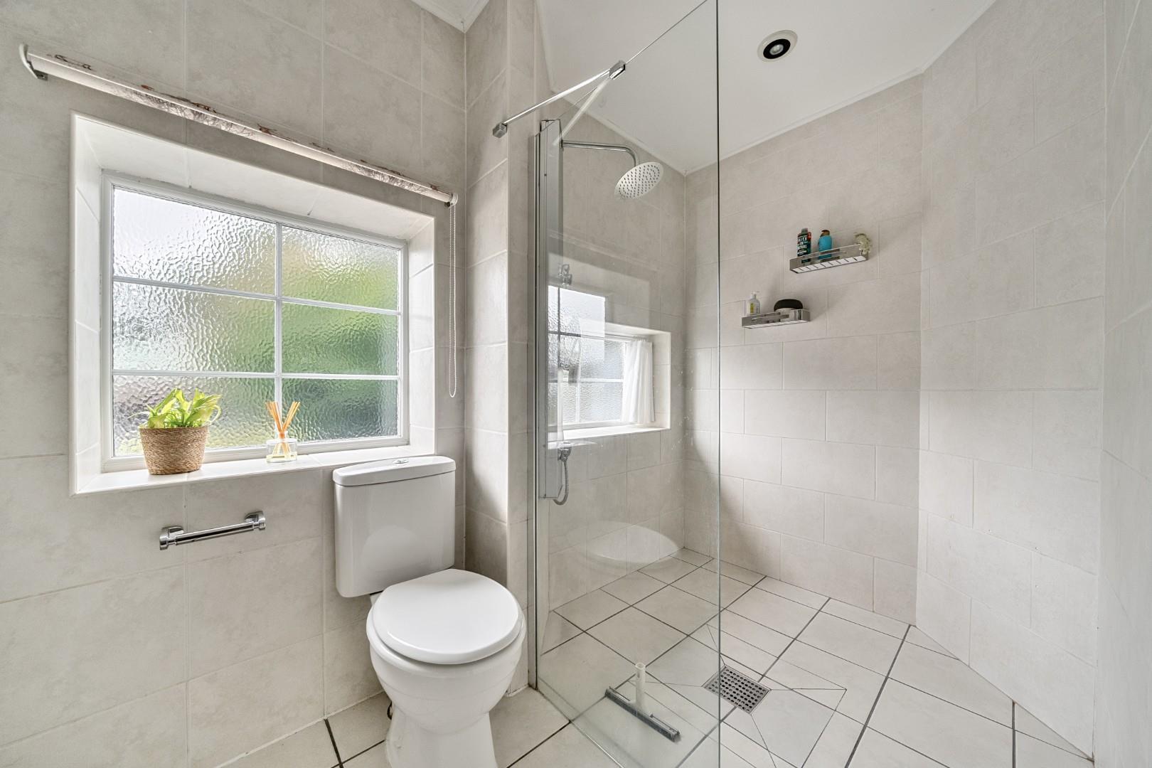 Property Image bc806597-2994-42a5-88c9-e385a198d85e