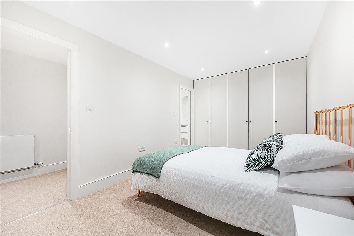Property Image bc8474cc-6ebc-4626-84c4-cc0d998cda53