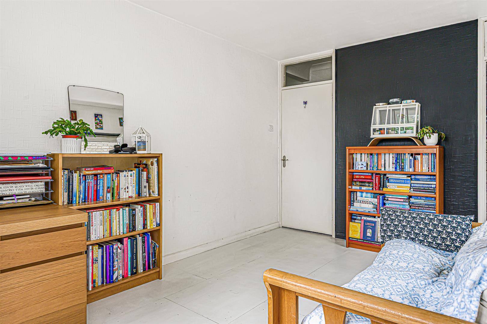 Property Image bc8851fe-93d2-44f2-90f1-92b7b63e48d9