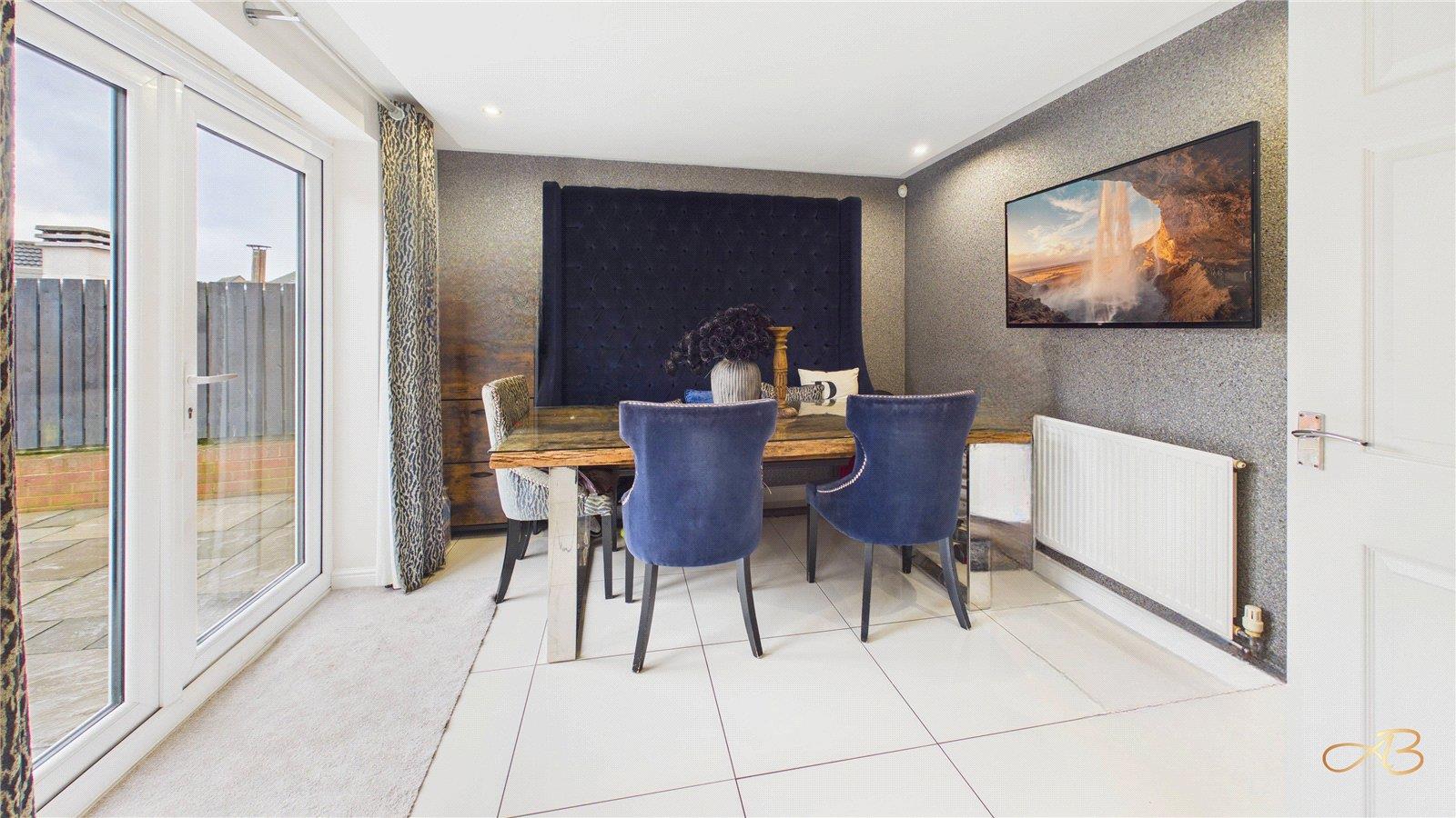 Property Image bca8e987-eb8f-4443-aa5f-1b92d0a9976a