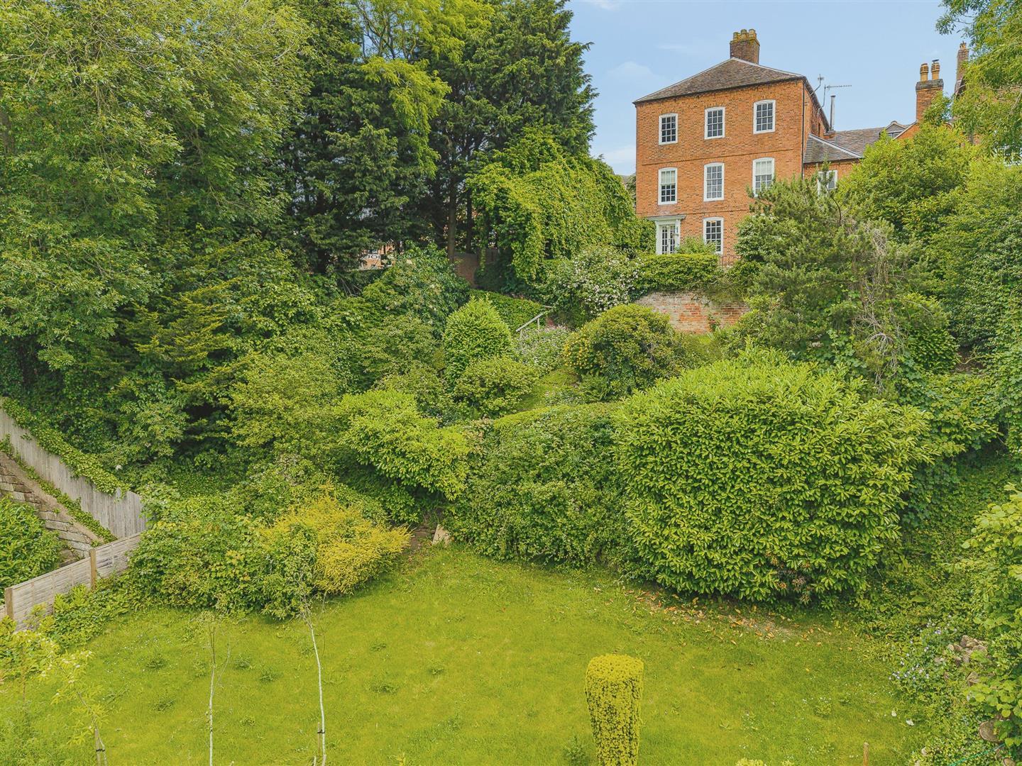 Property Image bcbcd9e9-0e08-4e36-8f4b-5263bdb0ed7c