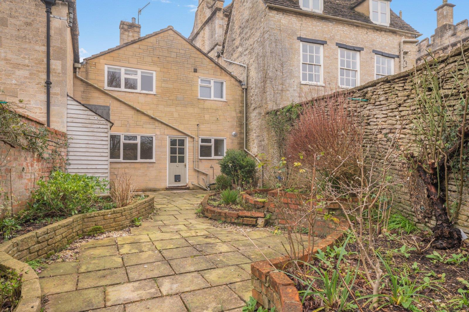 Property Image bccb71d9-908a-42c2-8739-d51a2d8d9877