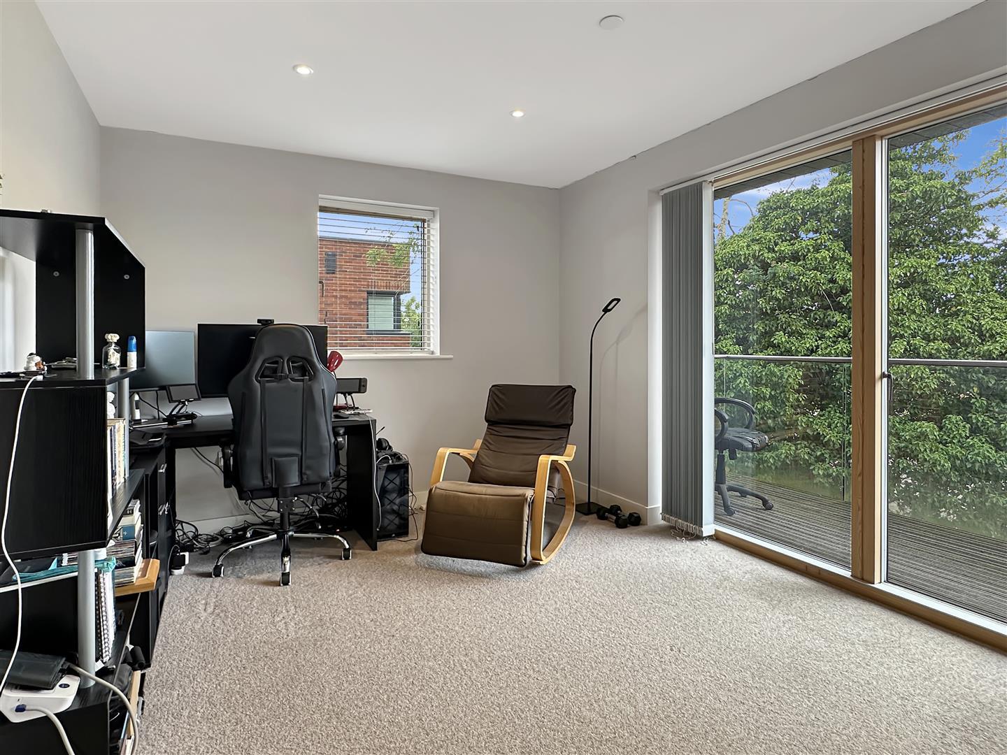 Property Image bcd15493-c2d1-46d6-be06-e9c48e140571