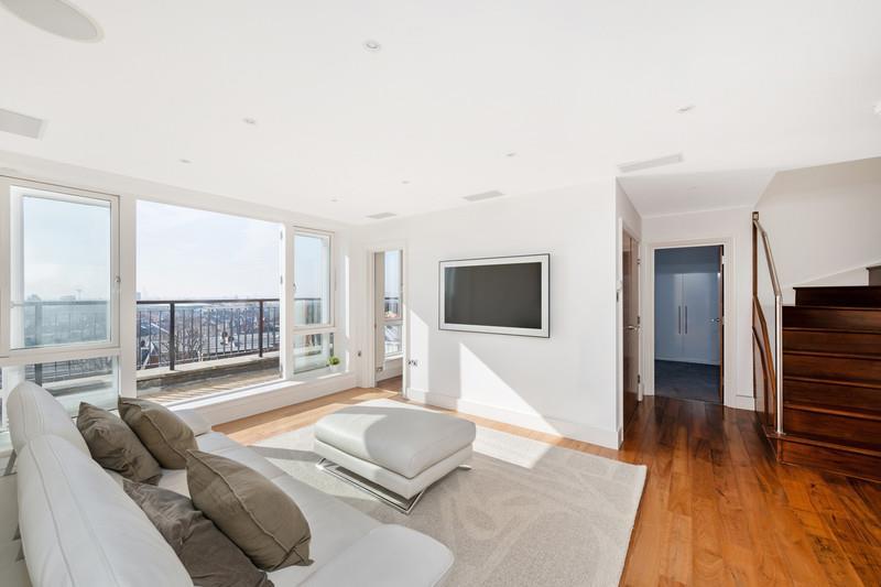 Property Image bcd2c04b-555d-4e0b-ae3d-6db14f563c59