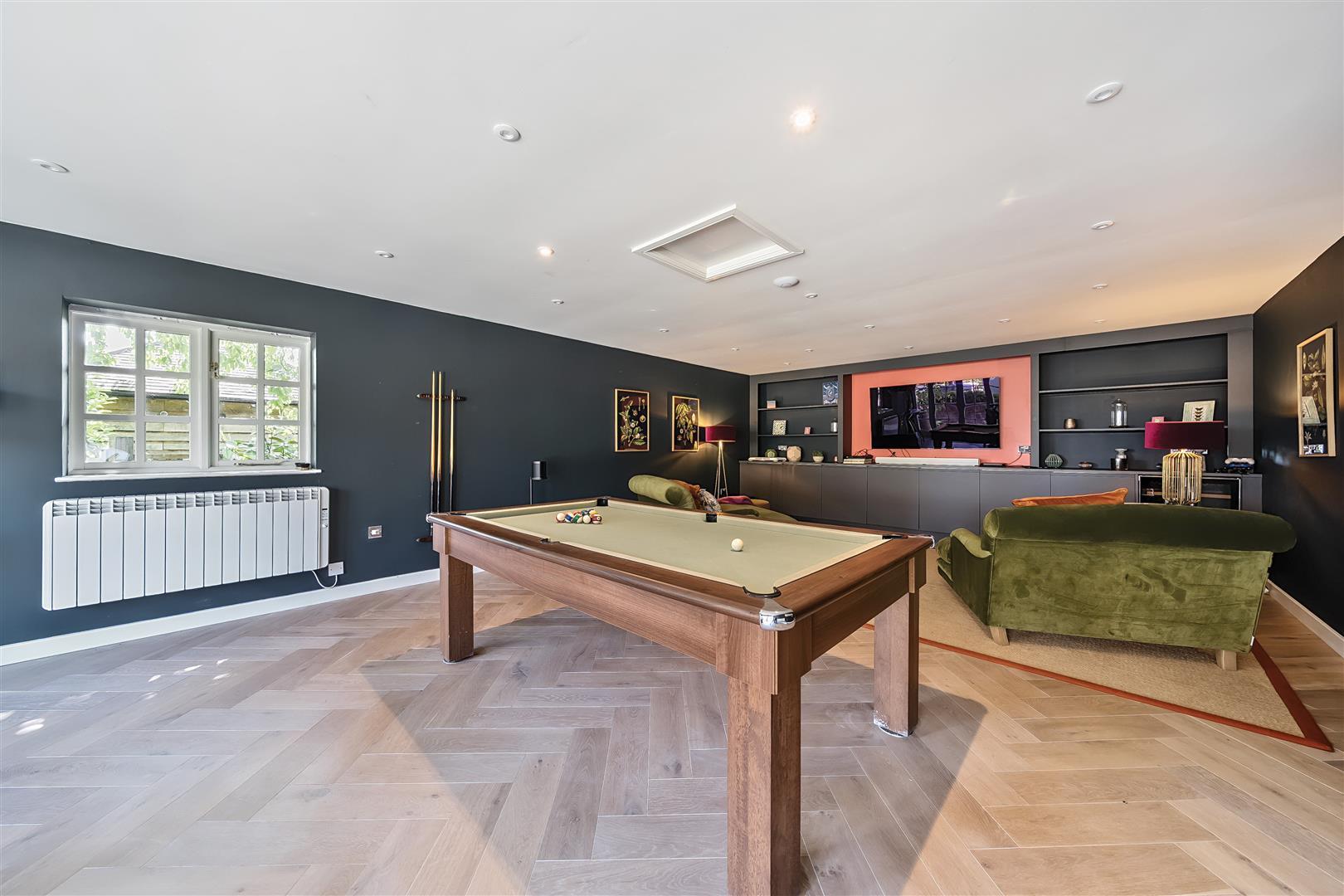 Property Image bcd4526c-5cb3-4406-afe5-87bb7c68d6f2
