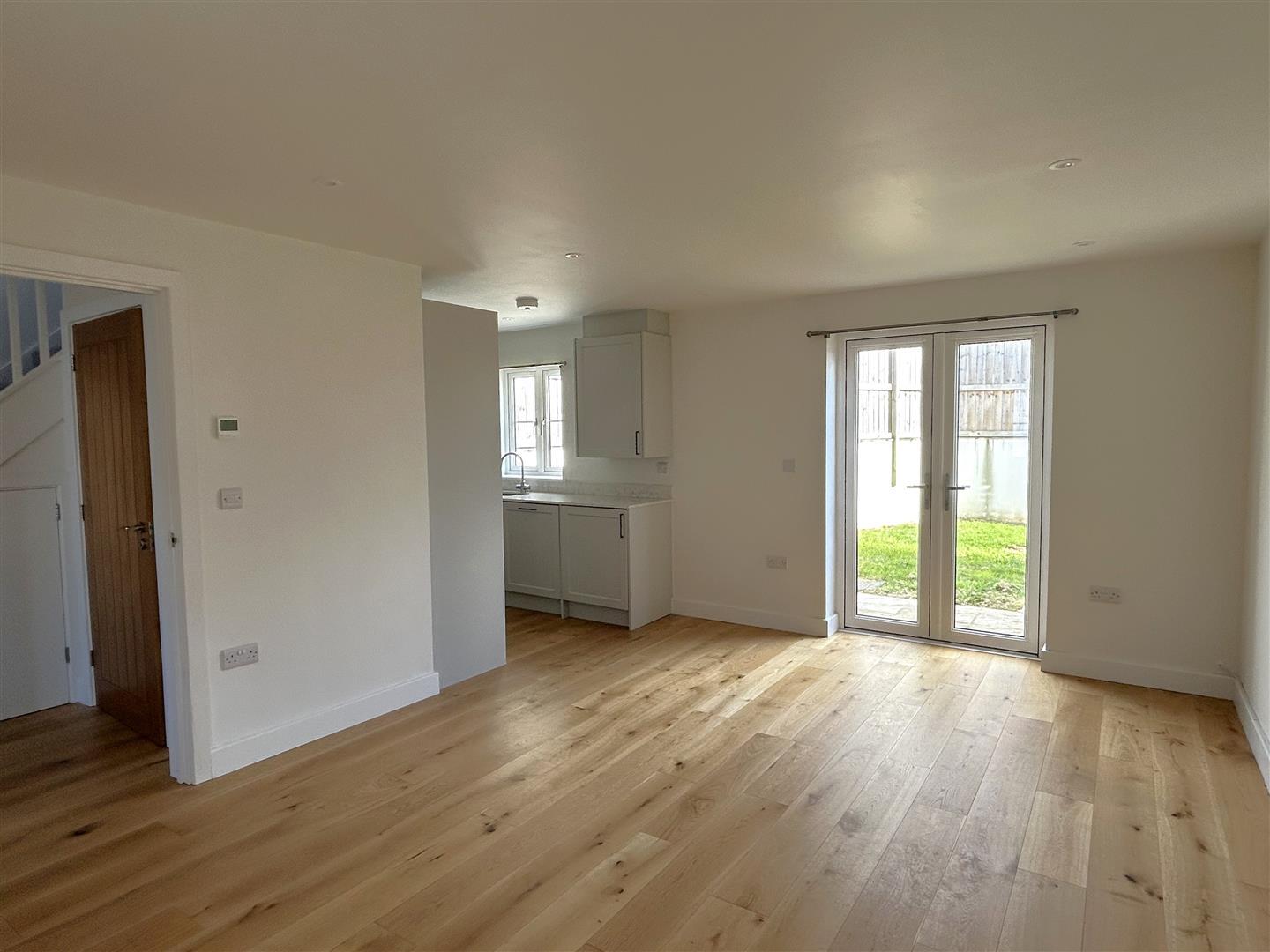 Property Image bcd7c4f5-08e6-4817-b987-8f320fe430ed