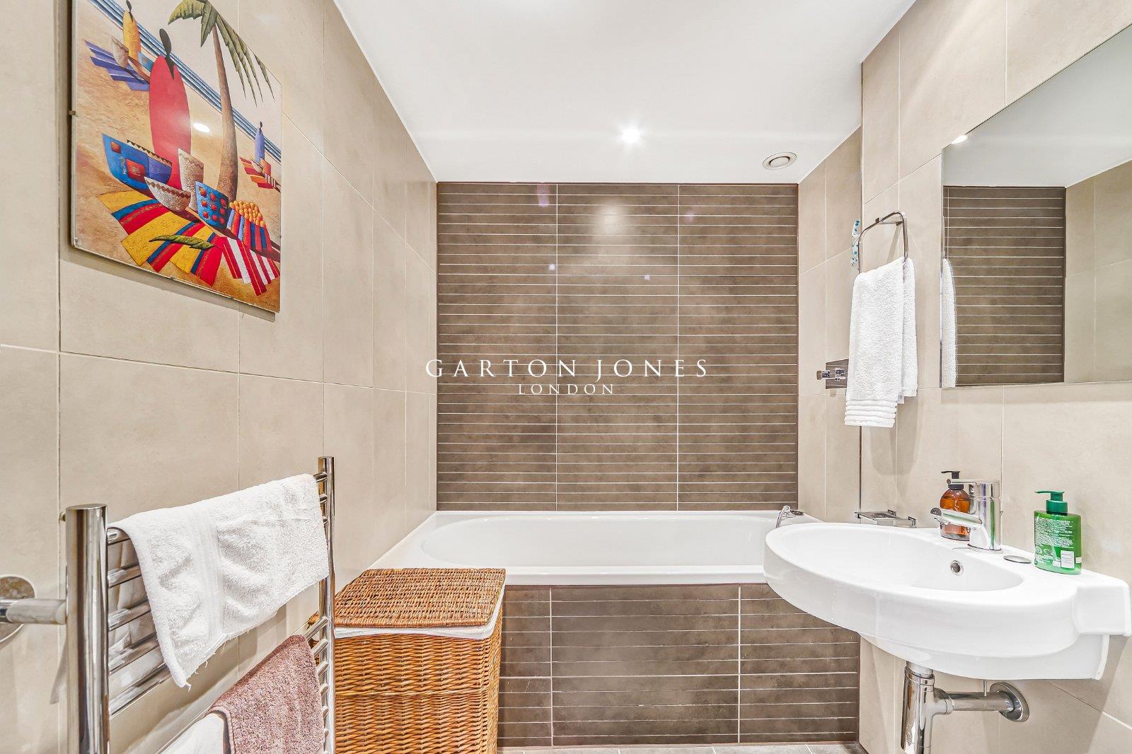 Property Image bce717f9-97c9-42a8-8548-359544aa9a49