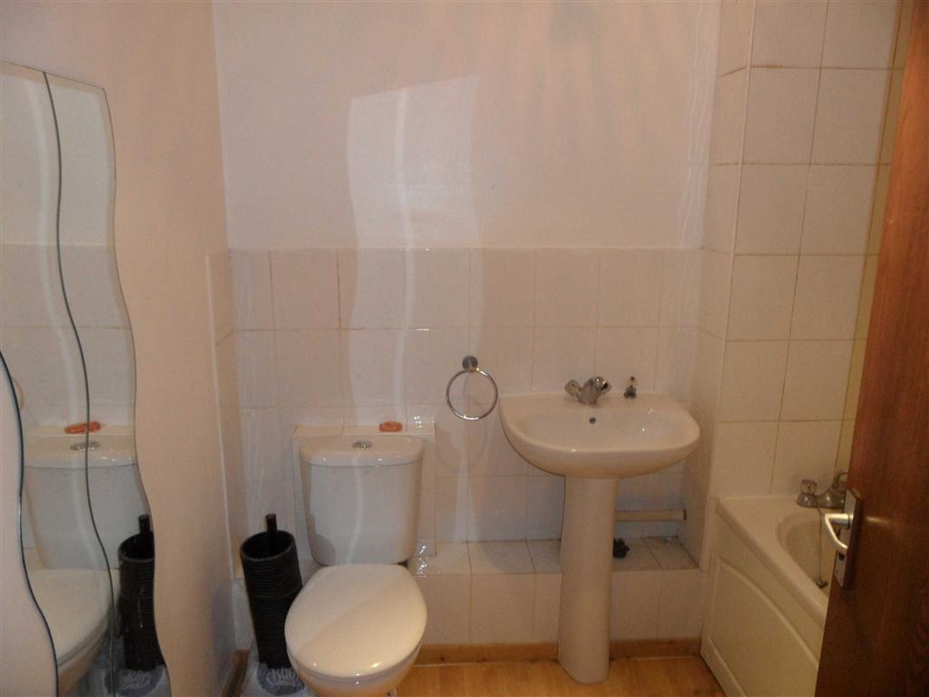 Property Image bcf2956d-393a-490c-81b2-dce5d2b18beb