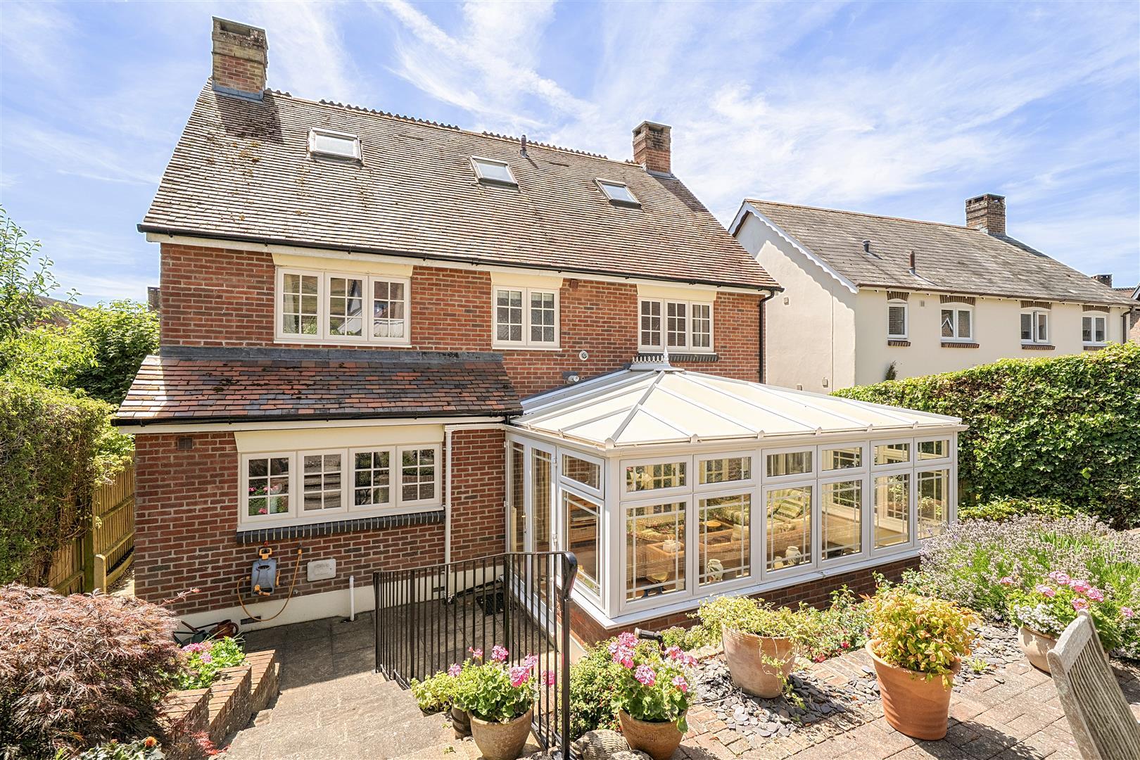 Property Image bcf7b3fc-647e-40d1-9bb0-dacf11035fb9