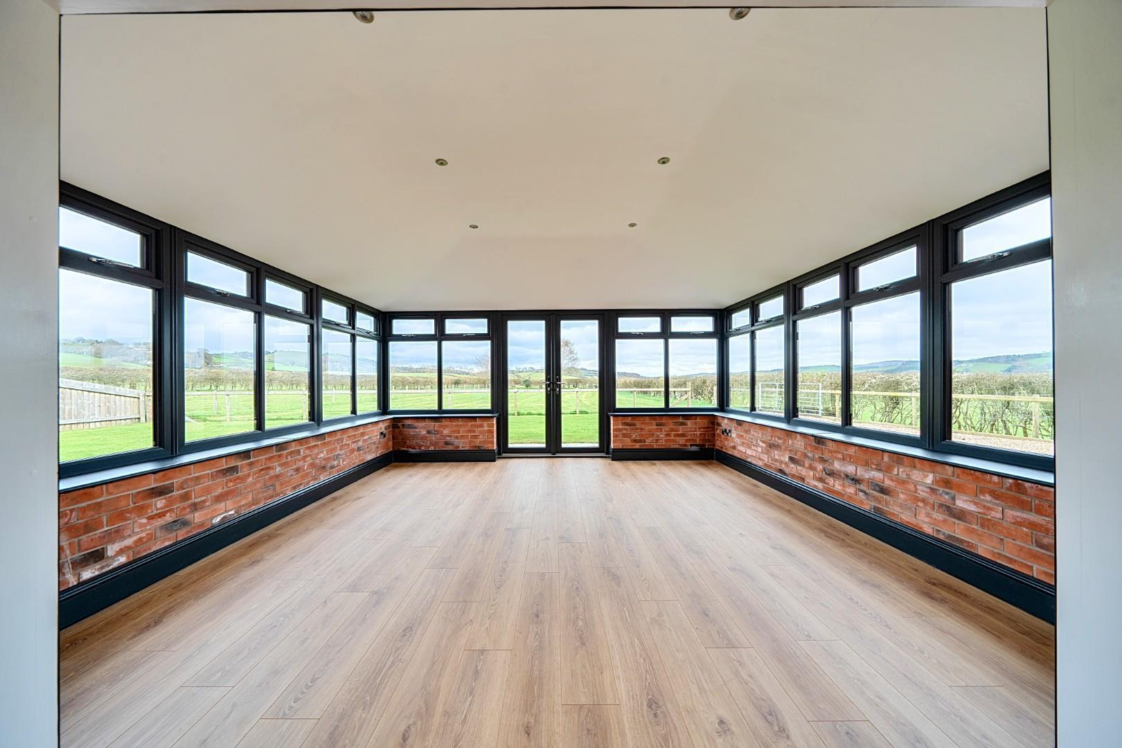 Property Image bcff9c44-bd98-45bf-9261-482111e71c09