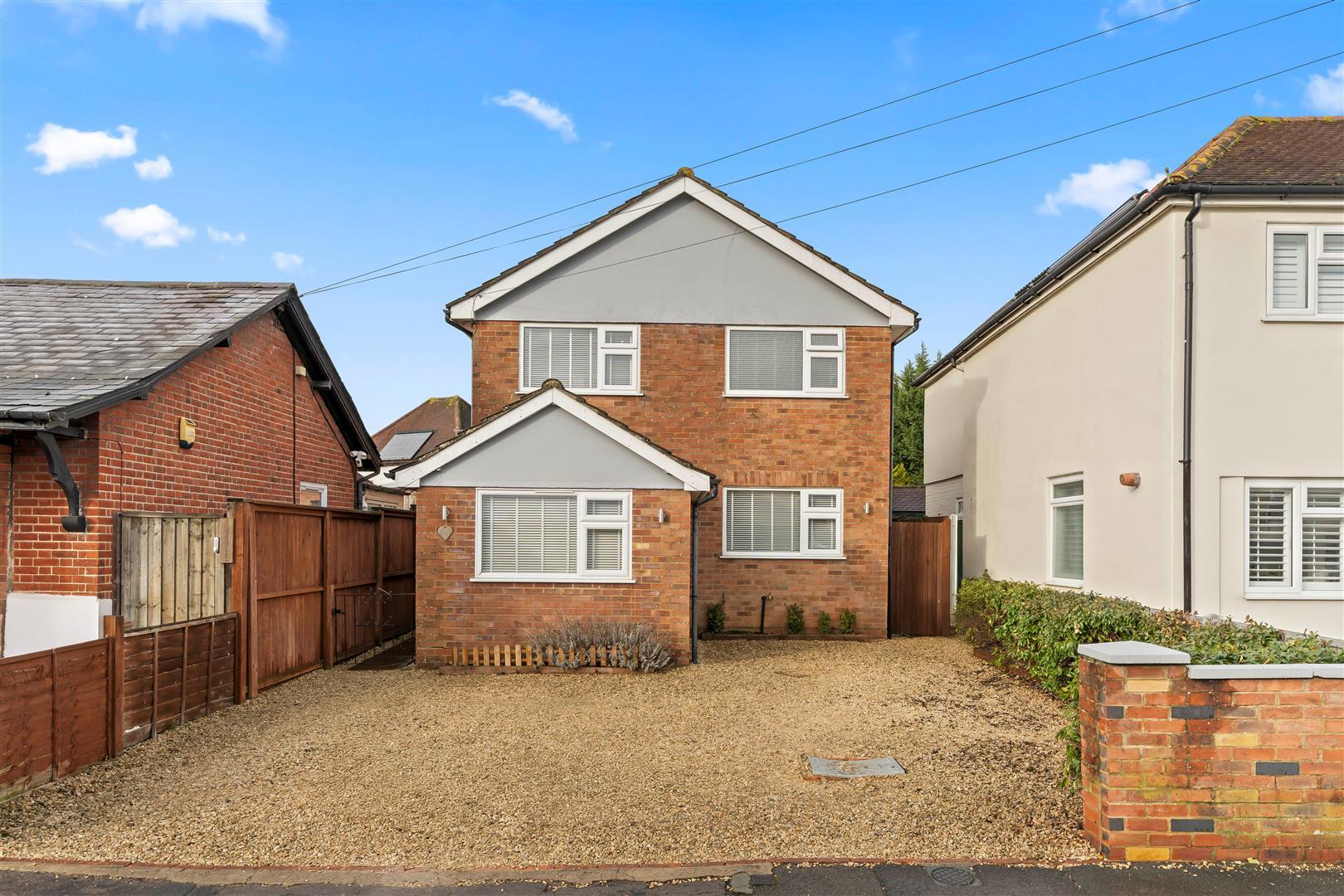 Property Image bd04cbbb-234d-429b-a5d3-9da2f1bc4a83