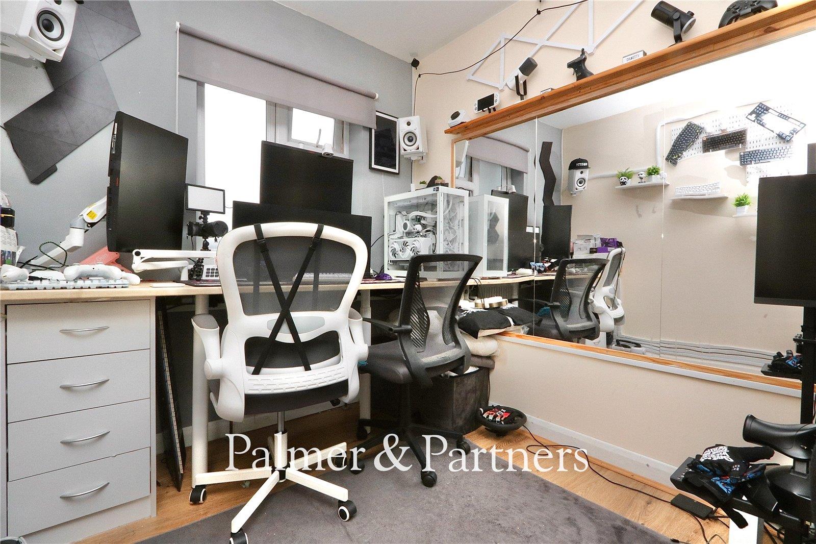 Property Image bd063cc6-0979-4b9e-a334-61f3ee3af46b