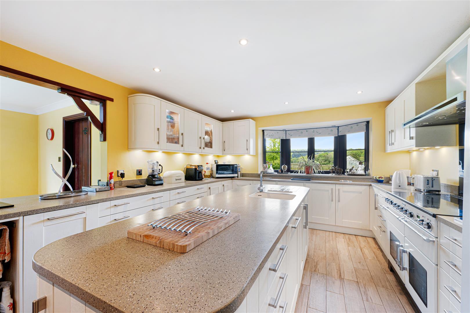 Property Image bd12ab9f-2fe6-43a5-b817-001f9f14ba77