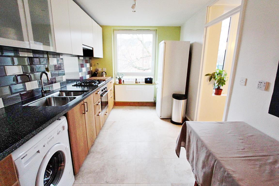 Property Image bd200307-efbe-46ef-b43b-4e5e09331552