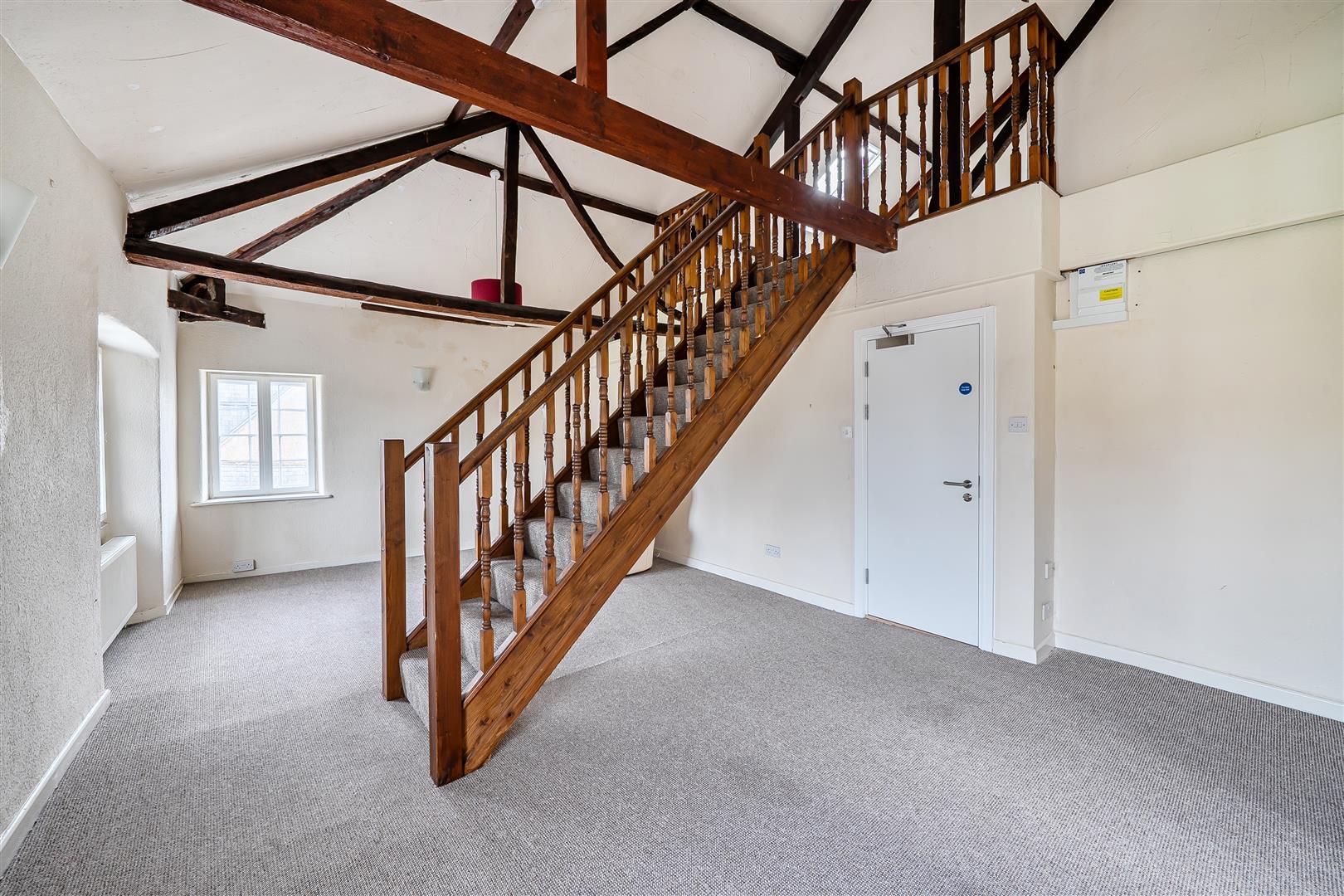 Property Image bd2d5663-6c3a-4ad2-8e09-3782c51c41e6