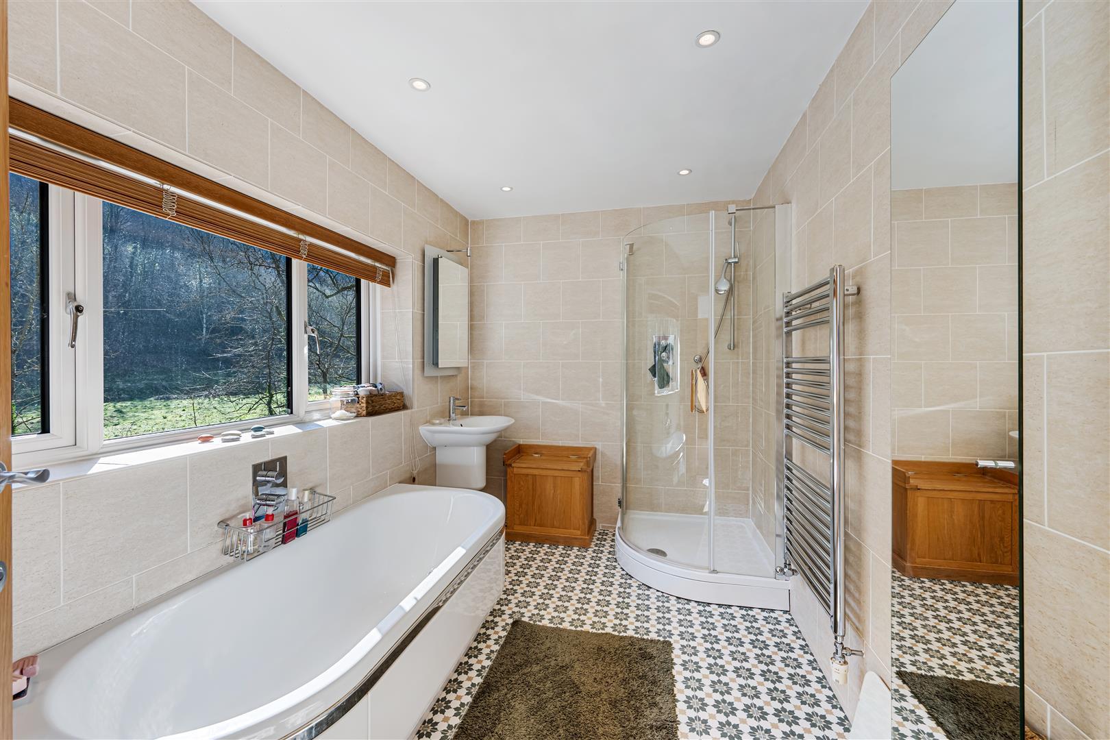 Property Image bd3c66e5-ac9e-49e3-bf74-72ce8c6c001c