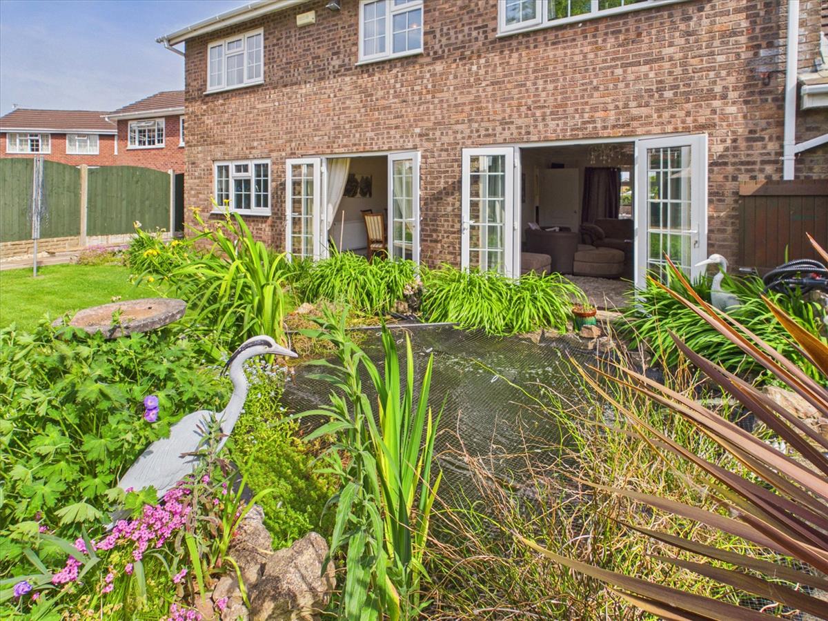 Property Image bd42327c-9994-4f9d-8cd2-4184d51b39fc