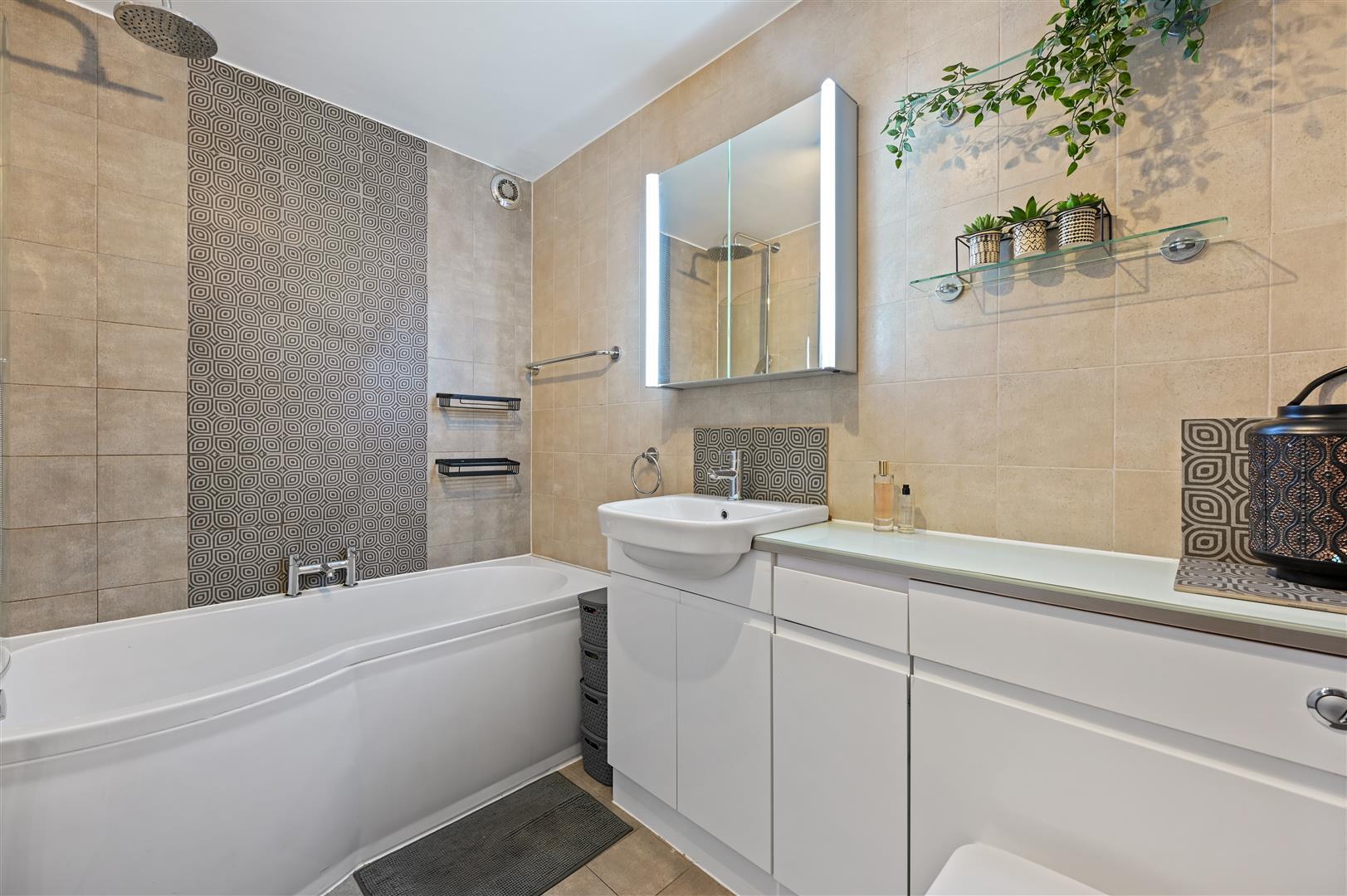Property Image bd5c8187-3425-4228-a3b4-6215f4a16917