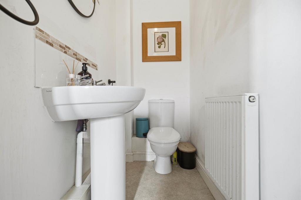 Property Image bd68f004-2de7-42c2-8687-fe719b82e99d