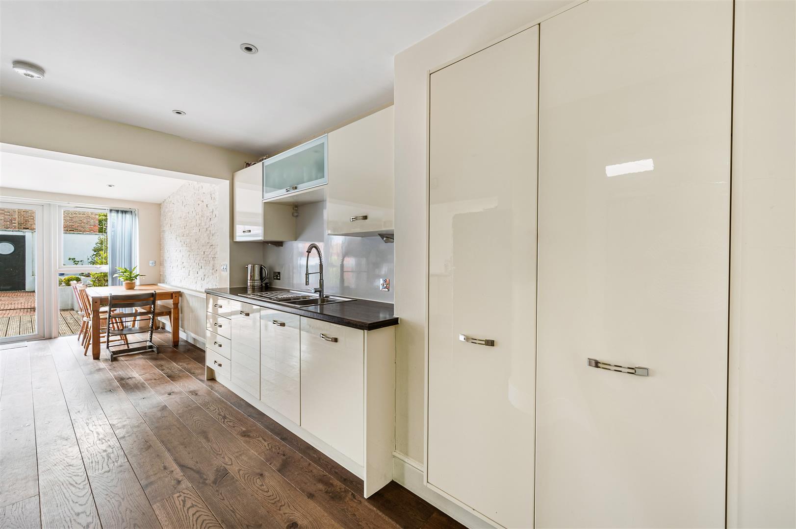 Property Image bd6bde4b-7722-42aa-afd9-bb7af1bb6d86