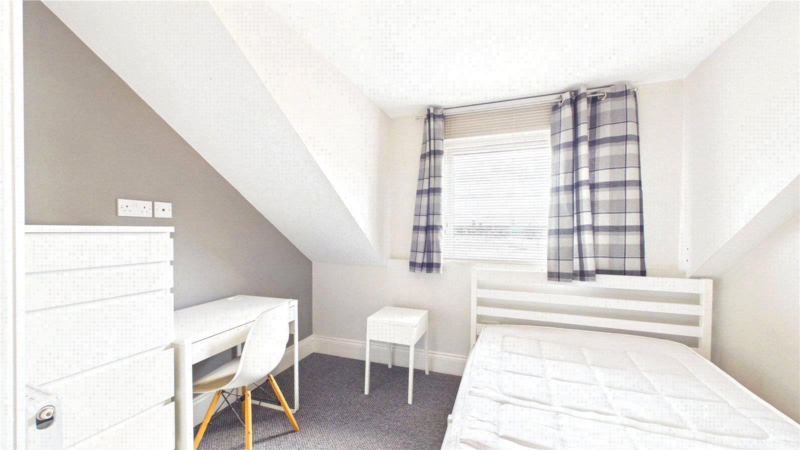 Property Image bd6fb4ea-0397-4db4-866e-31214ad267a3