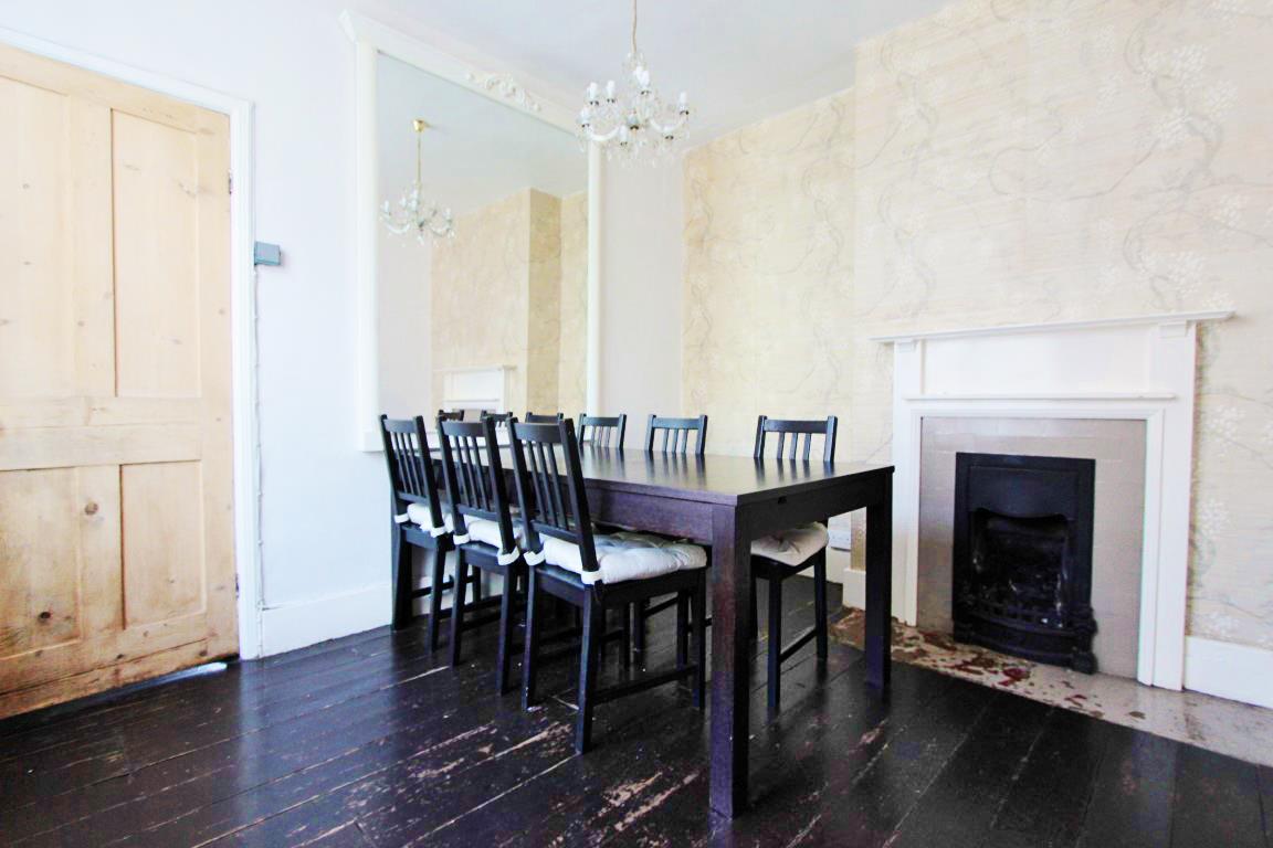 Property Image bd762620-999f-4cd9-8e6f-661816b83f41