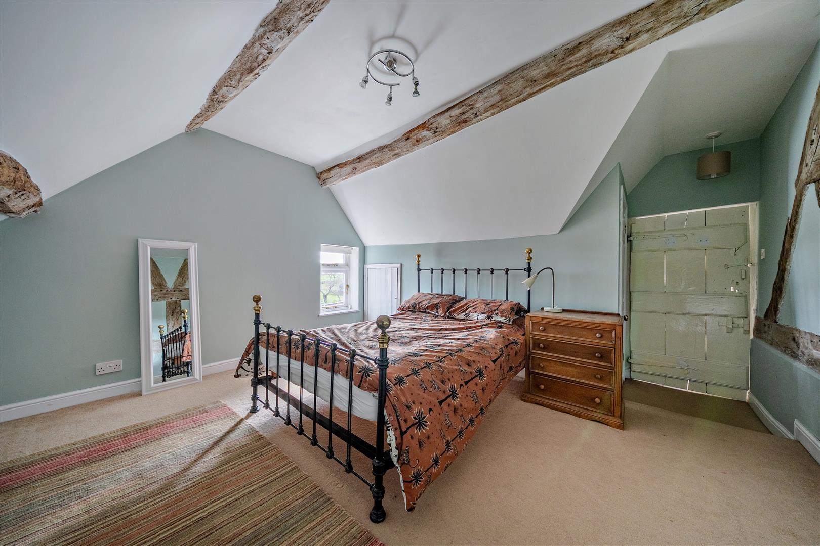 Property Image bd8f53c0-712b-4292-ba3a-991c8e12ddc7