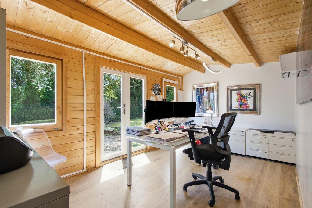 Property Image bd90e03a-df09-49c2-a6c7-f226e4b5756a