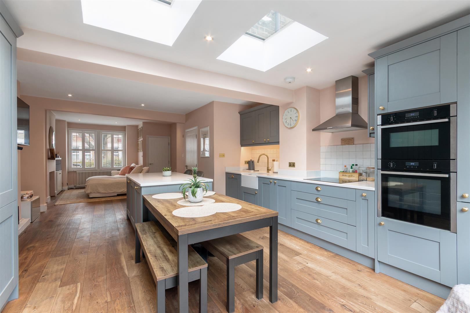 Property Image bd98152d-6bb1-464a-ba13-afeab4ee8405