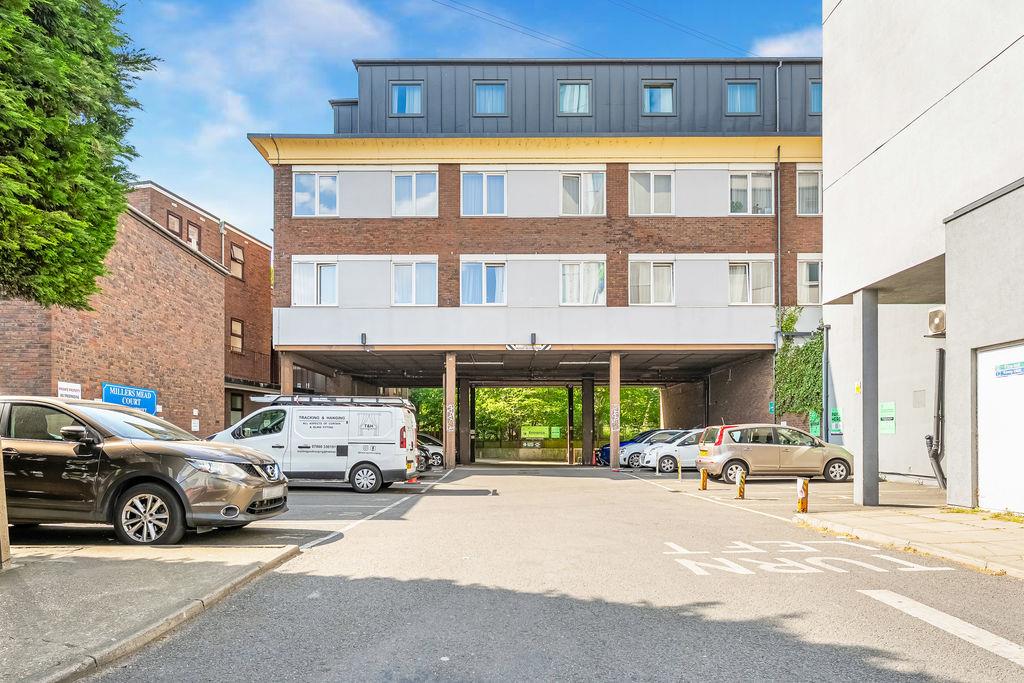 Property Image bda9d330-1cba-48b0-a165-bb62cb073a82