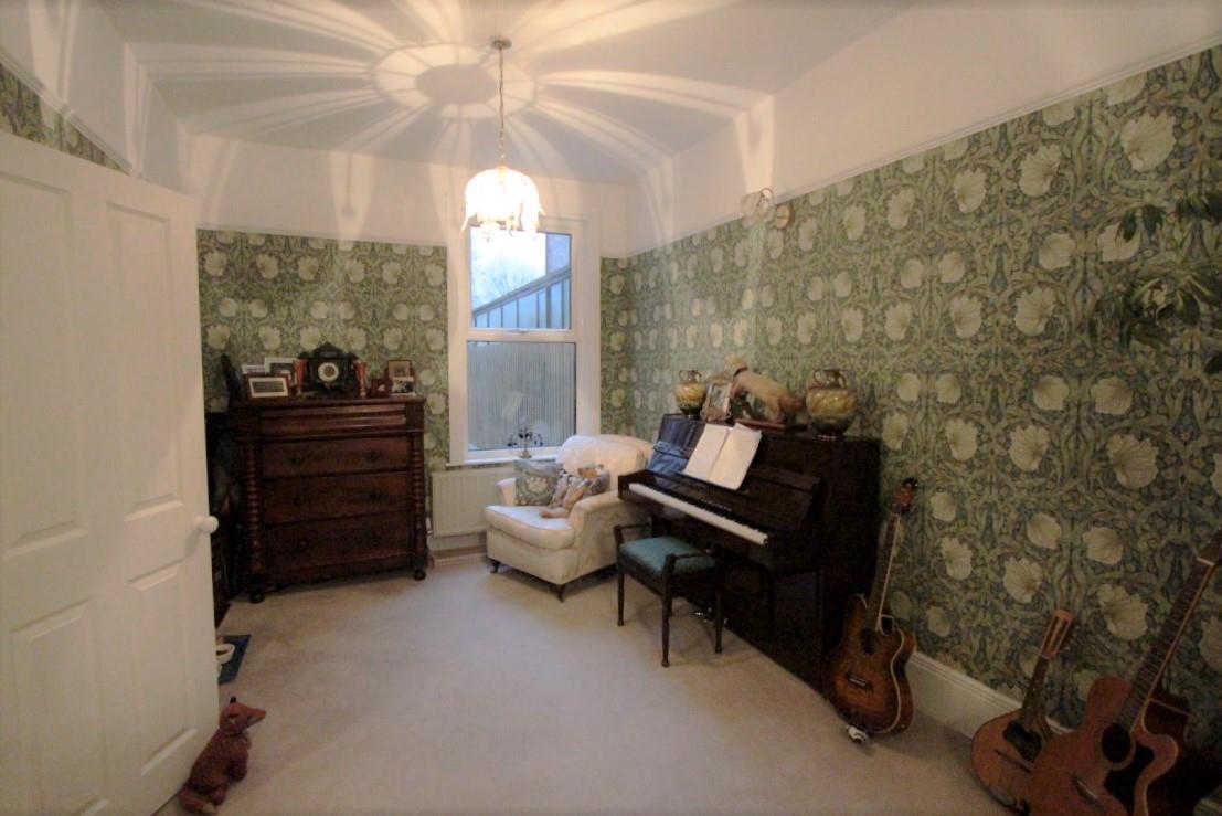 Property Image bdaed487-3159-4fa7-9630-23f39a0b2ab2