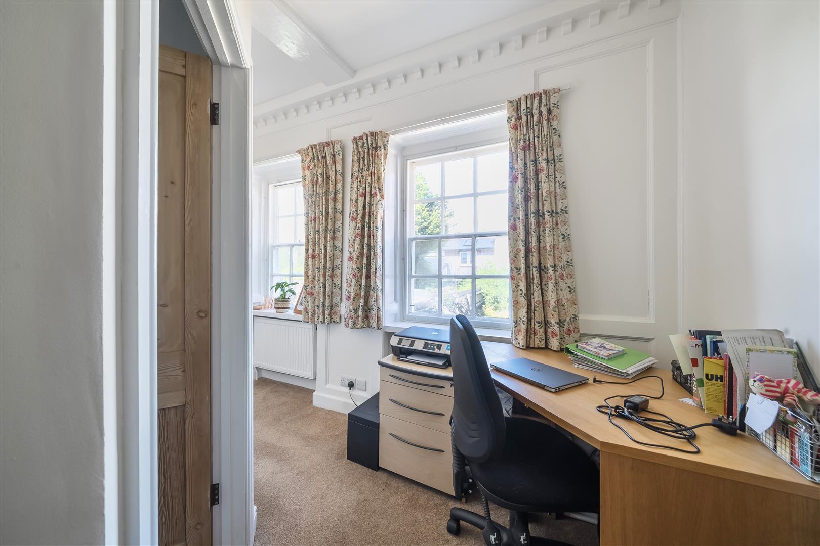 Property Image bdaf9b6d-0766-4f10-846e-7c0d472868e5