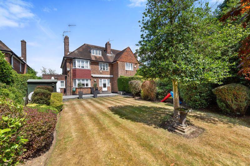 Property Image bdc0483e-1b83-477d-8c13-e694d7417b76
