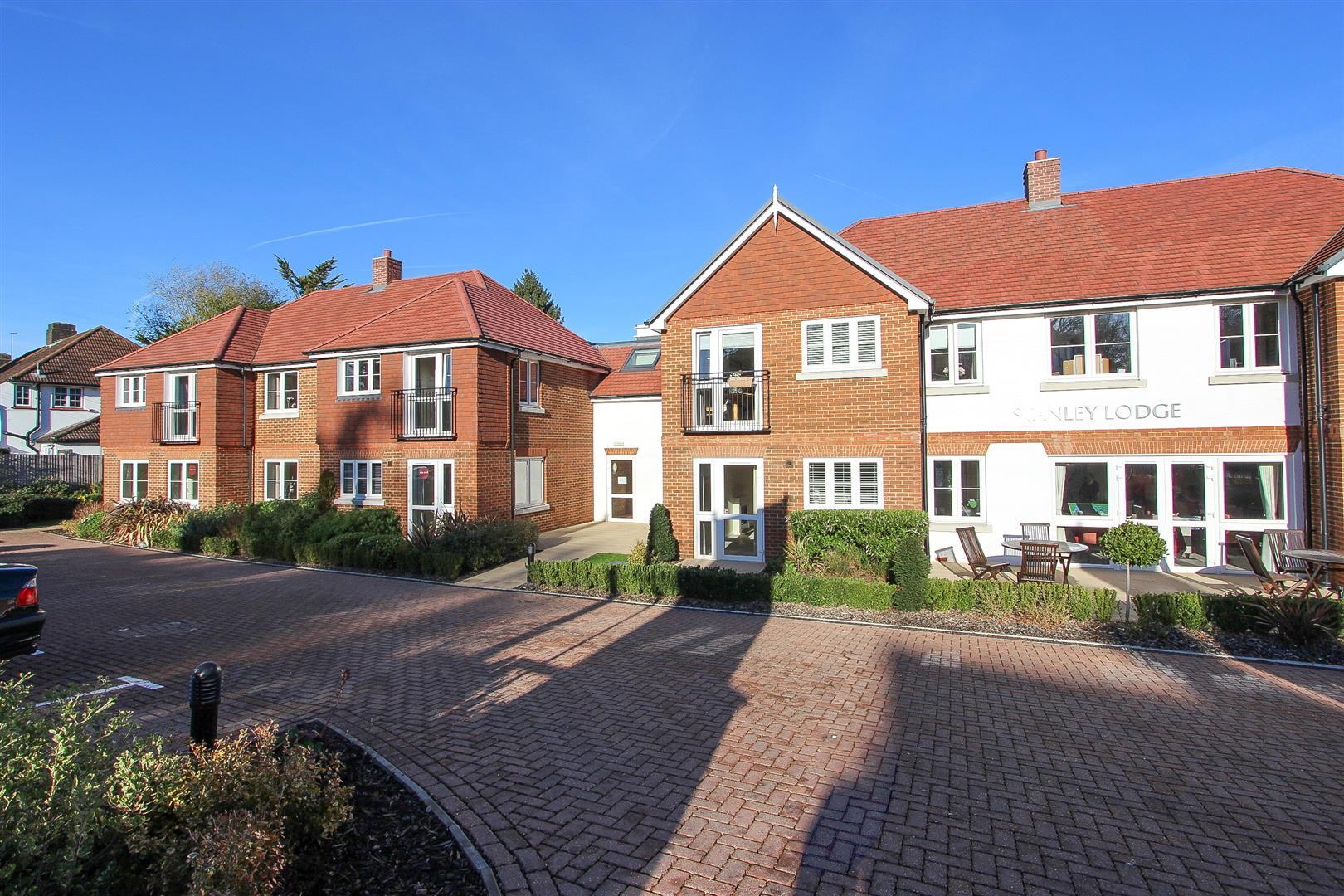 Property Image bdc0b056-c230-40a4-a1e1-c83f27f728ae