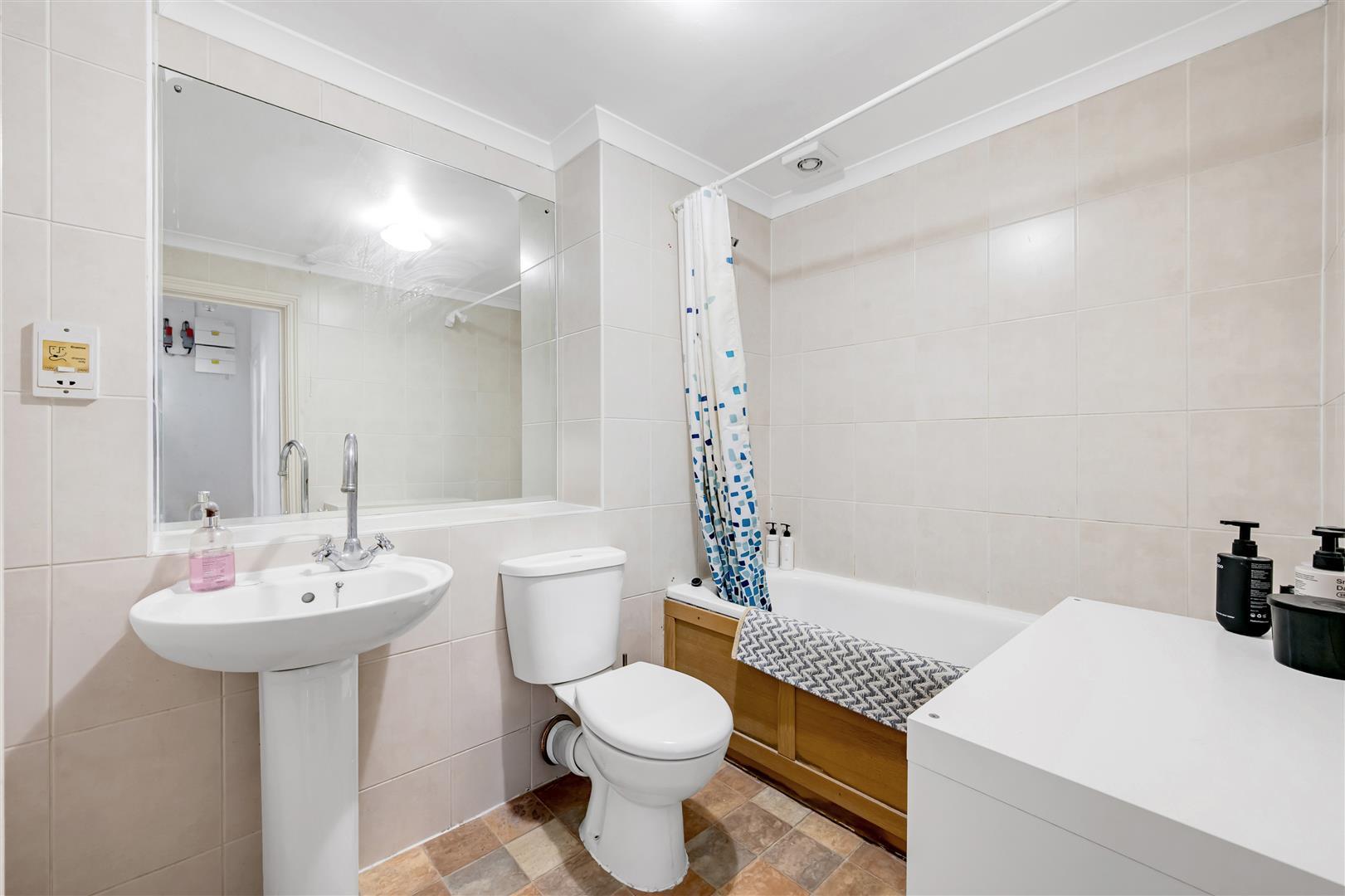 Property Image bdc8d322-cae8-4029-b40d-3624c3c95bfe