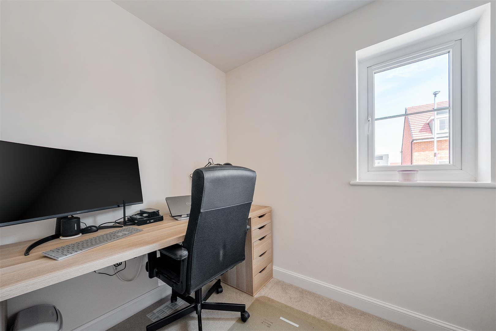 Property Image bdcb7f95-da62-4b00-a27b-fce1dfe387d8