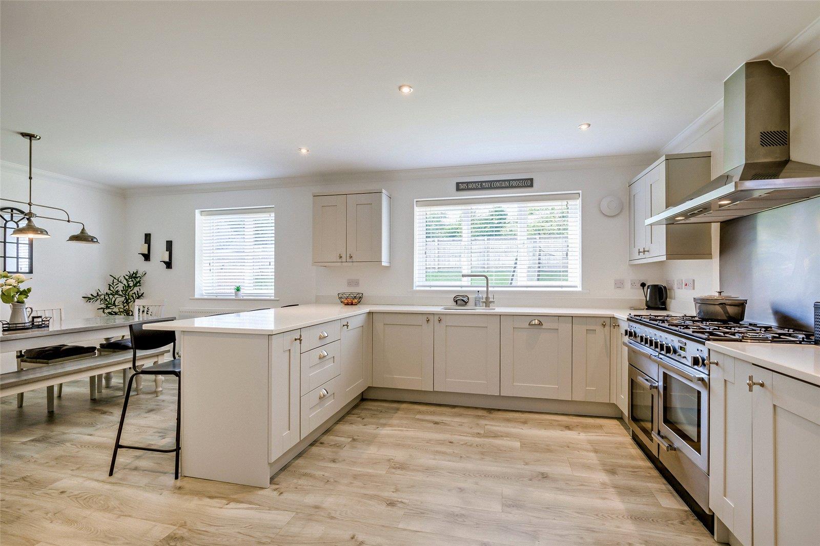 Property Image bdf154b5-70f5-4457-90b5-005c97afce36