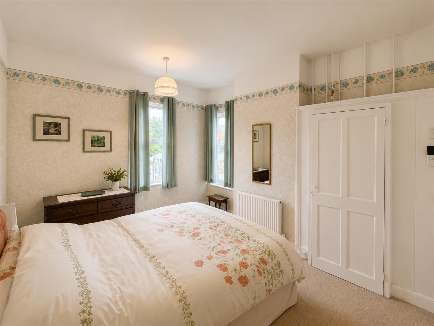 Property Image bdfef836-94ae-4a7f-923f-aa427cc5bf14