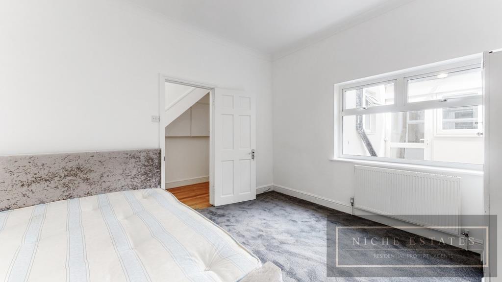 Property Image be047688-5d49-49bd-8420-e5c02fd2c7de