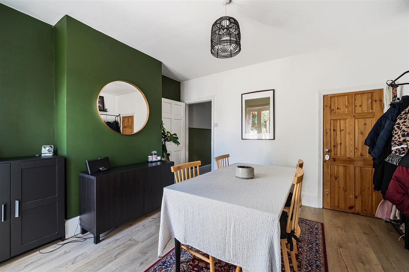 Property Image be097df1-75c0-487d-9258-dd94f7641a12