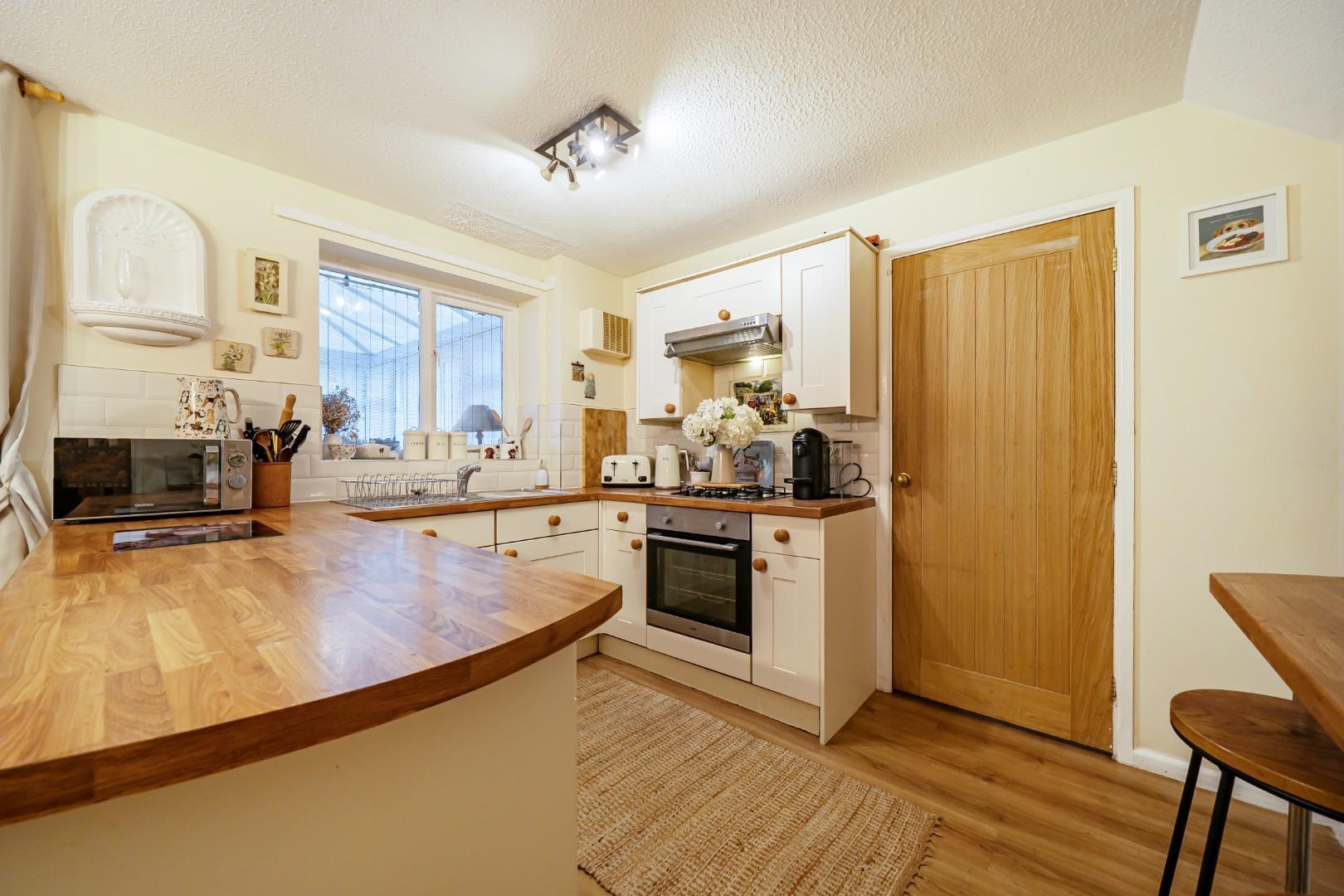 Property Image be0adbef-98f9-4aad-8150-ae3ae025f44d