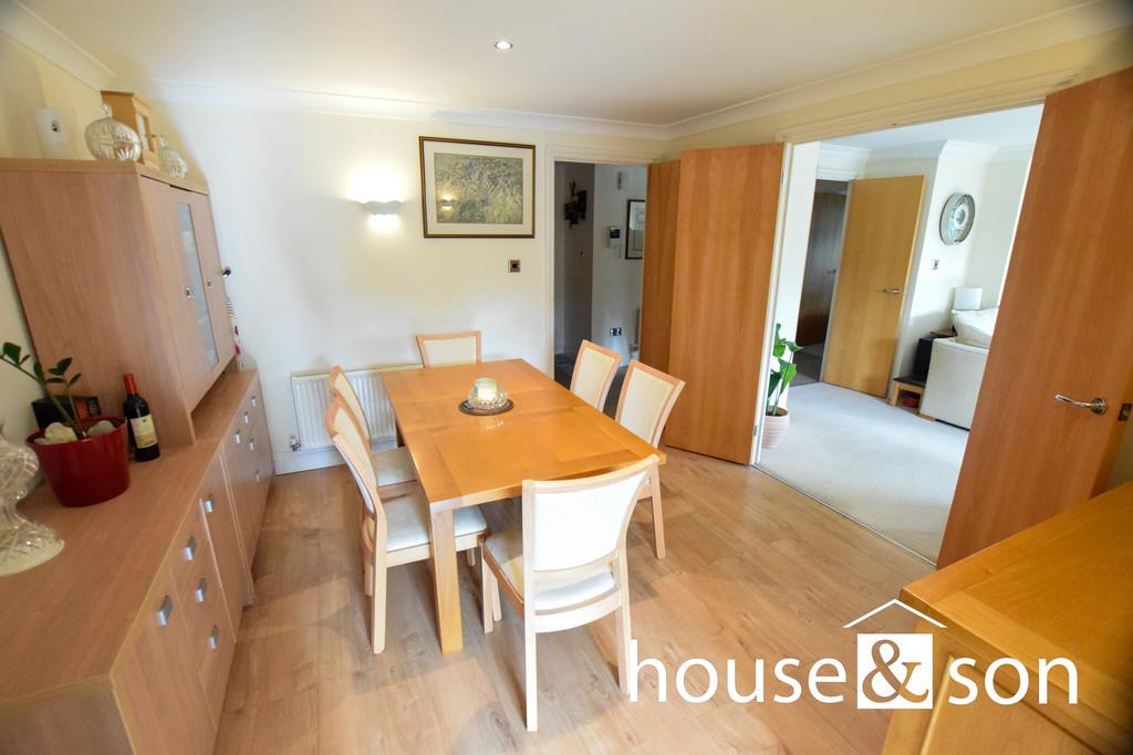 Property Image be296752-62bd-401f-9d9c-15d916c8bfed