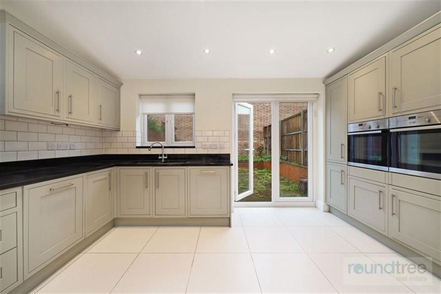 Property Image be70a103-77db-4afc-a41e-20746459b248