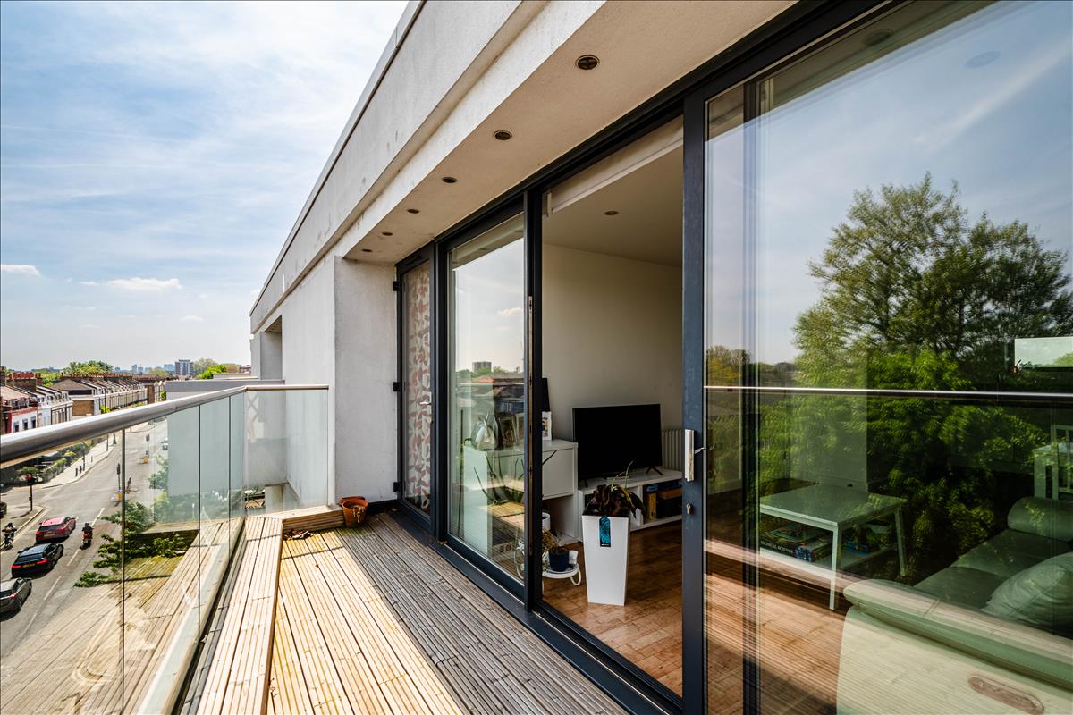 Property Image be76eb17-b6e7-49c6-bf96-3e79579c662e
